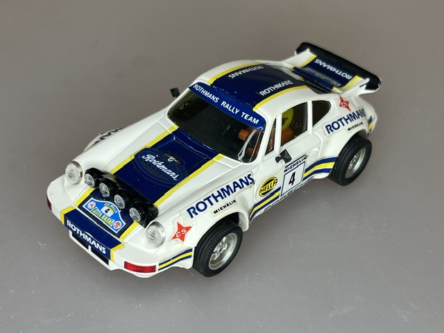 911