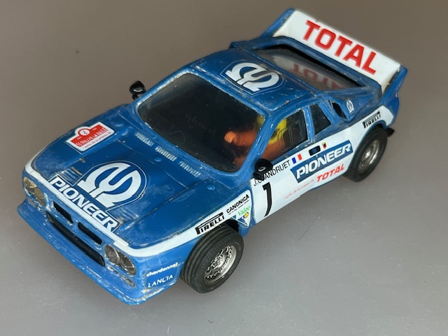 Lancia 037