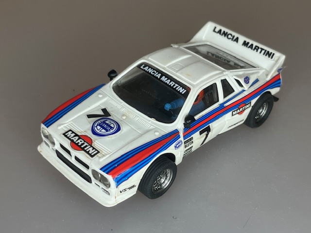 Lancia 037