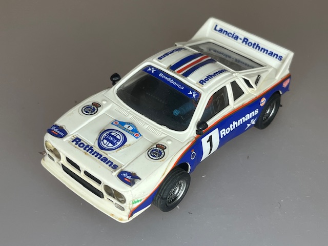 Lancia 037