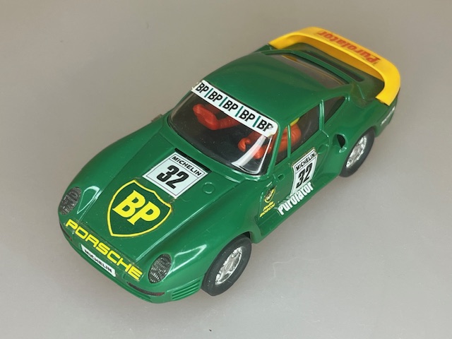959