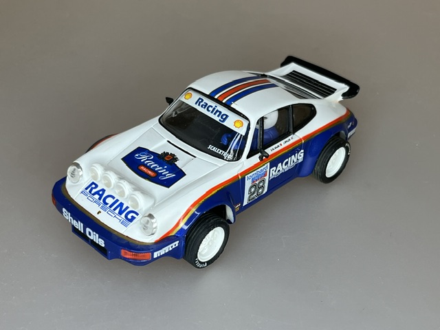 911